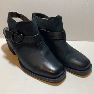 OTBT Des Peres Leather Bootie Size 7.5